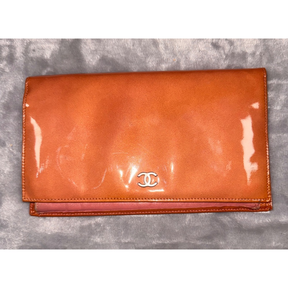Chanel Vintage Orange Patent Leather Wallet on Chain Crossbody Bag CC Logo - Picture 2 of 10